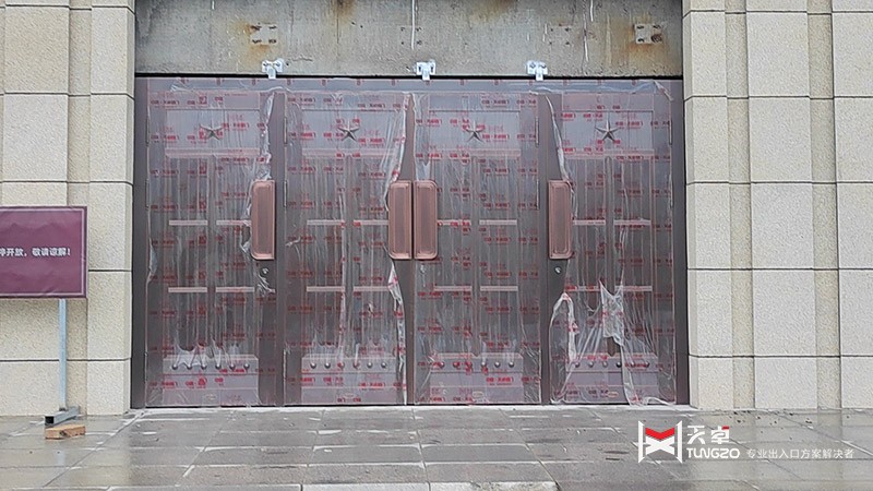 助力吳起長(zhǎng)征博物館：定制銅門續(xù)寫紅色篇章?