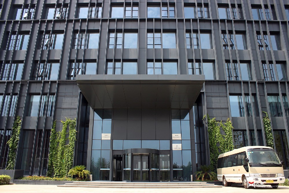 西安灃西管委會兩翼旋轉(zhuǎn)門工程